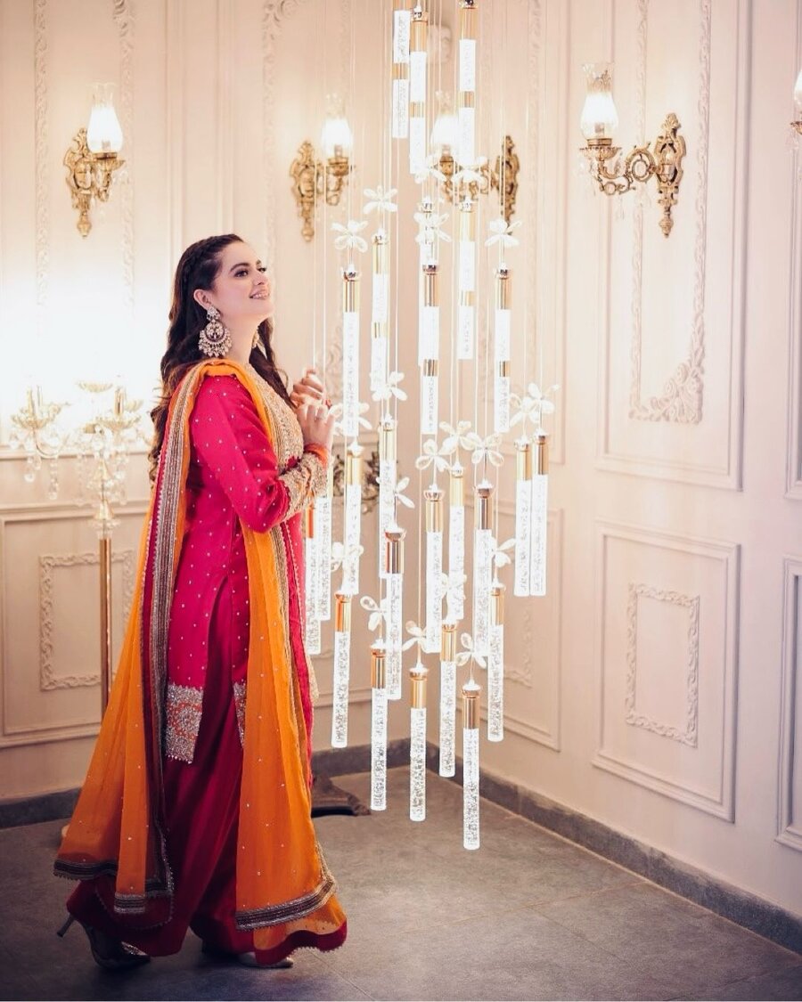 Minal khan