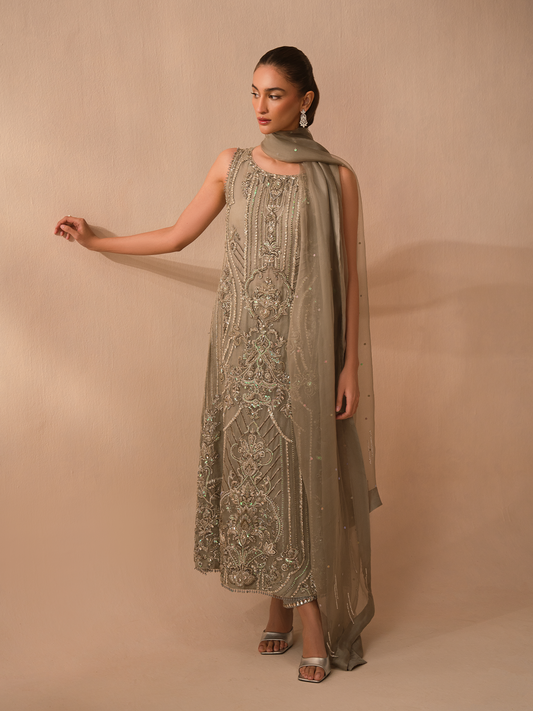 ABEERA USMAN - House of Vasl